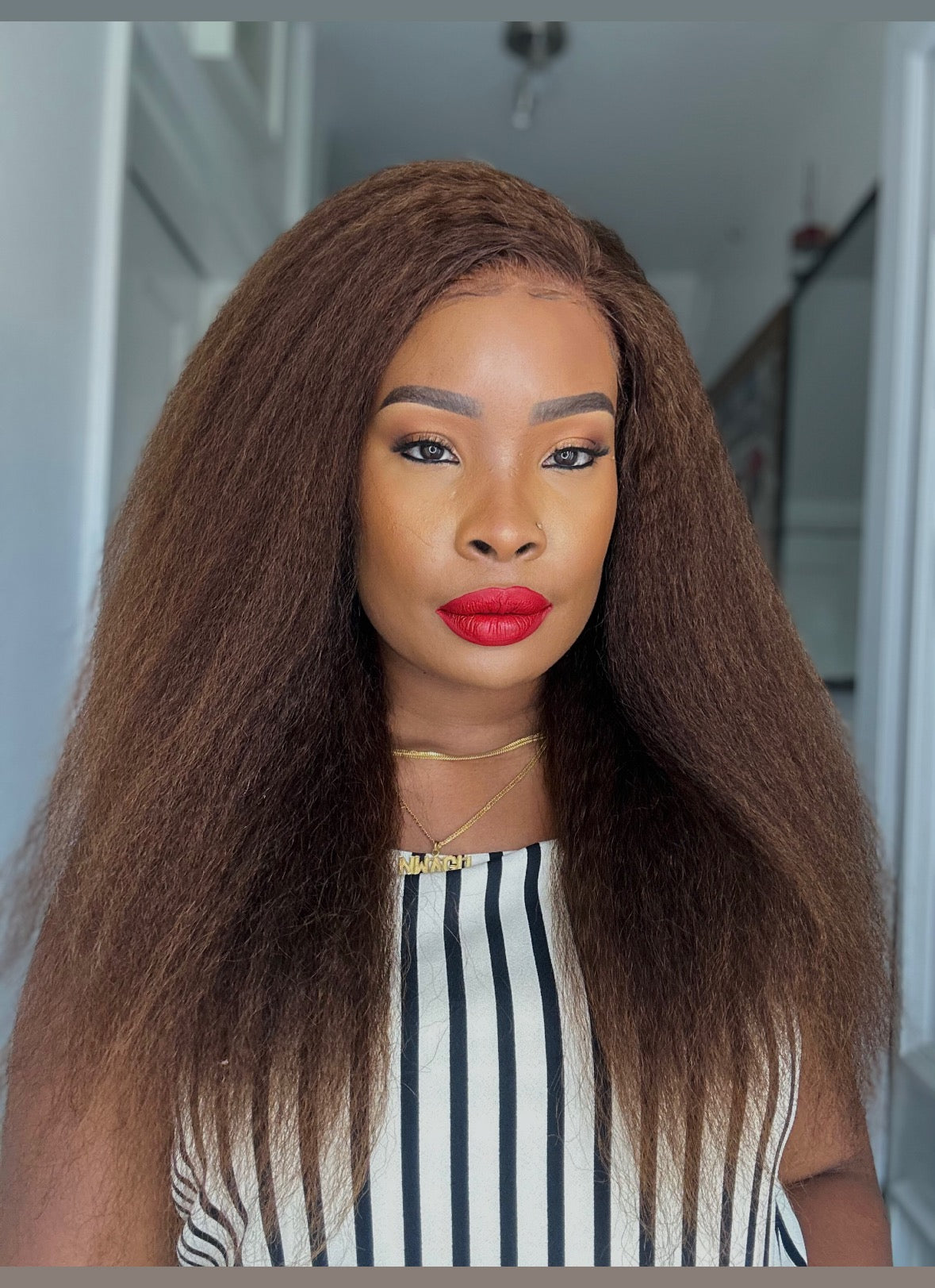 CHESTNUT KINKY STRAIGHT